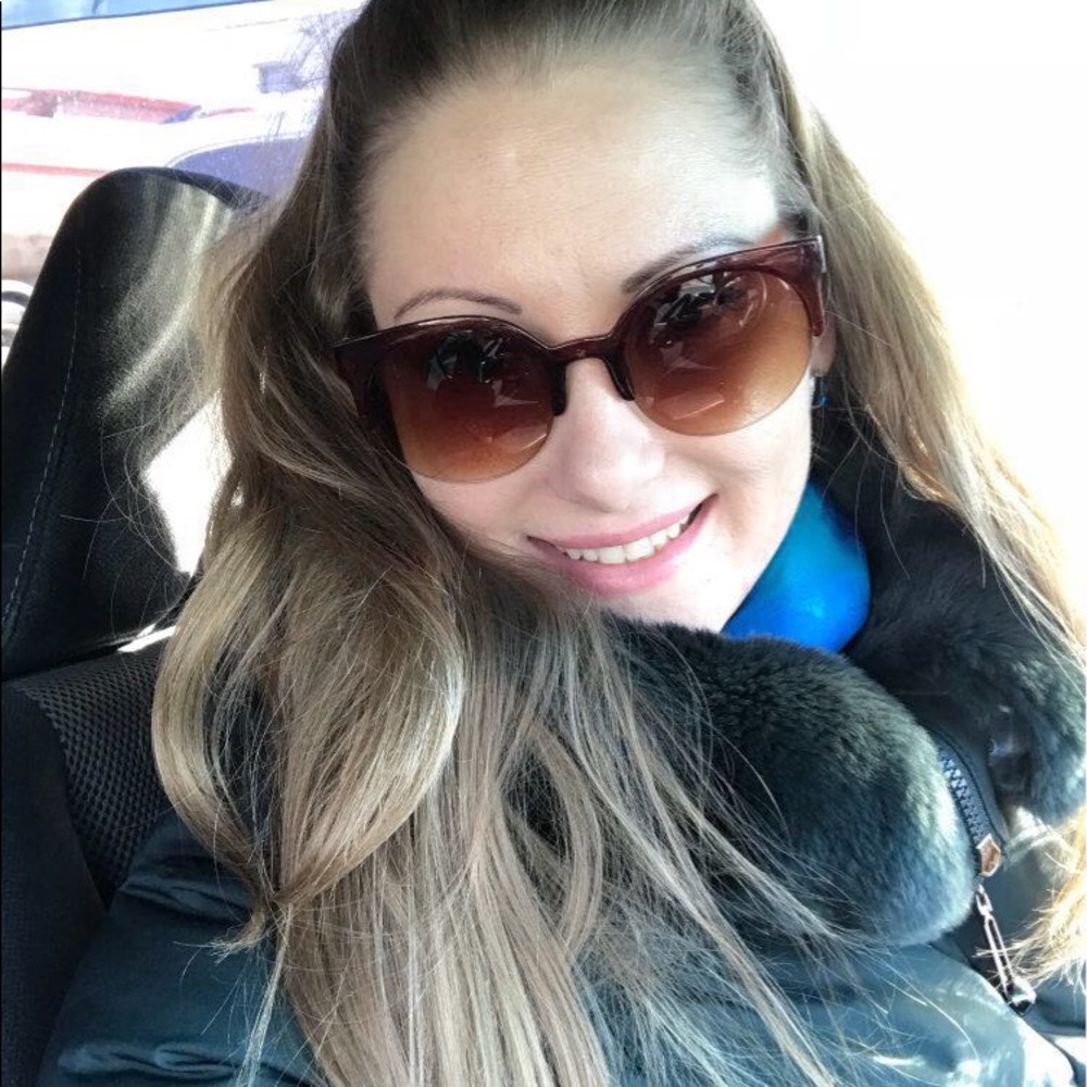 Sunglasses - Picture 4 of 4